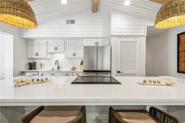 $8,500 | 1215 Winding Oaks Circle East, Unit 406, Vero Beach, FL 32963