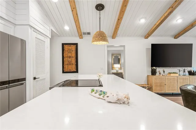 $8,500 | 1215 Winding Oaks Circle East, Unit 406, Vero Beach, FL 32963