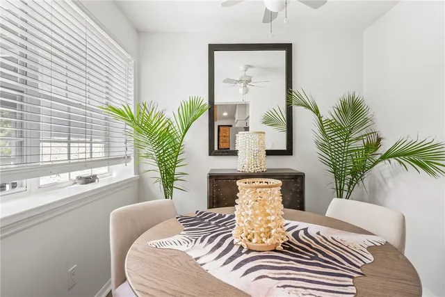 $8,500 | 1215 Winding Oaks Circle East, Unit 406, Vero Beach, FL 32963