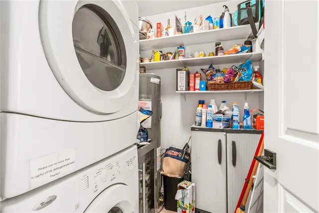 $8,500 | 1215 Winding Oaks Circle East, Unit 406, Vero Beach, FL 32963