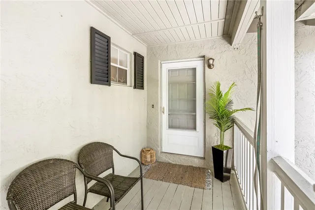 $8,500 | 1215 Winding Oaks Circle East, Unit 406, Vero Beach, FL 32963