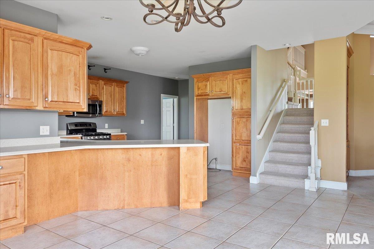 6401 Stonehaven Ridge Springfield, IL 62711 - Photo 19 of 76