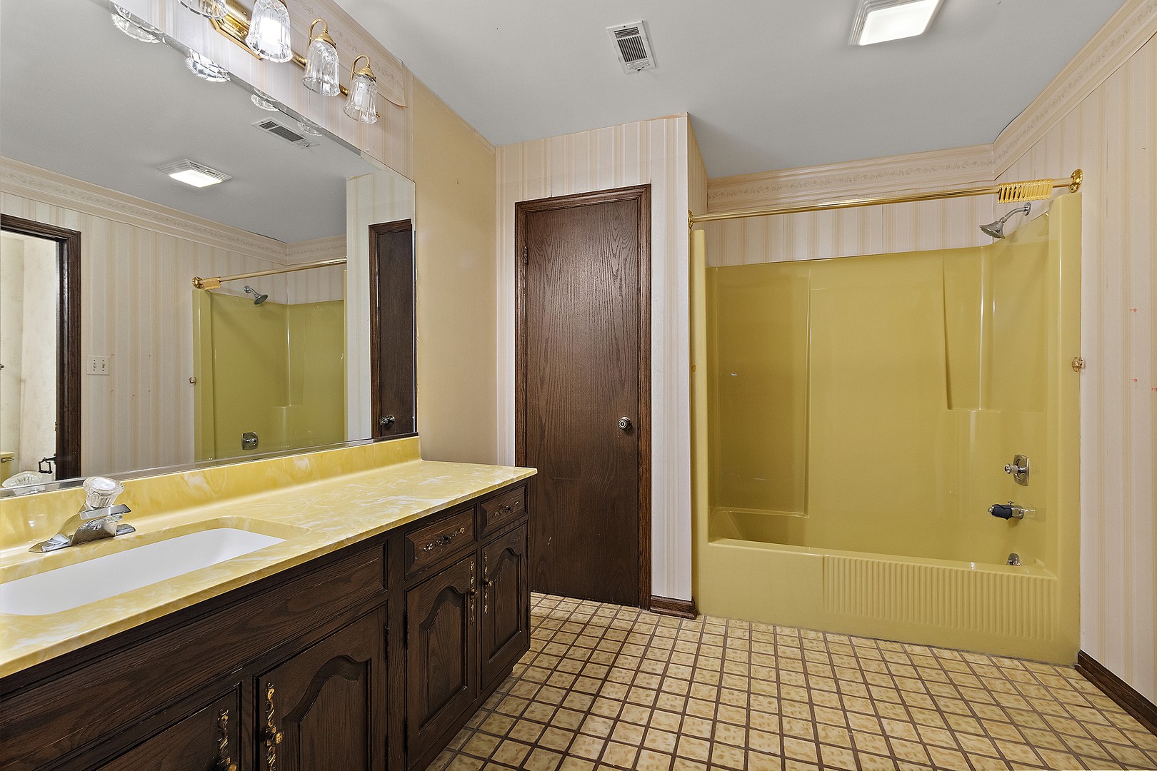 598 Aberdeen Road Frankfort, IL 60423 - Photo 24 of 50