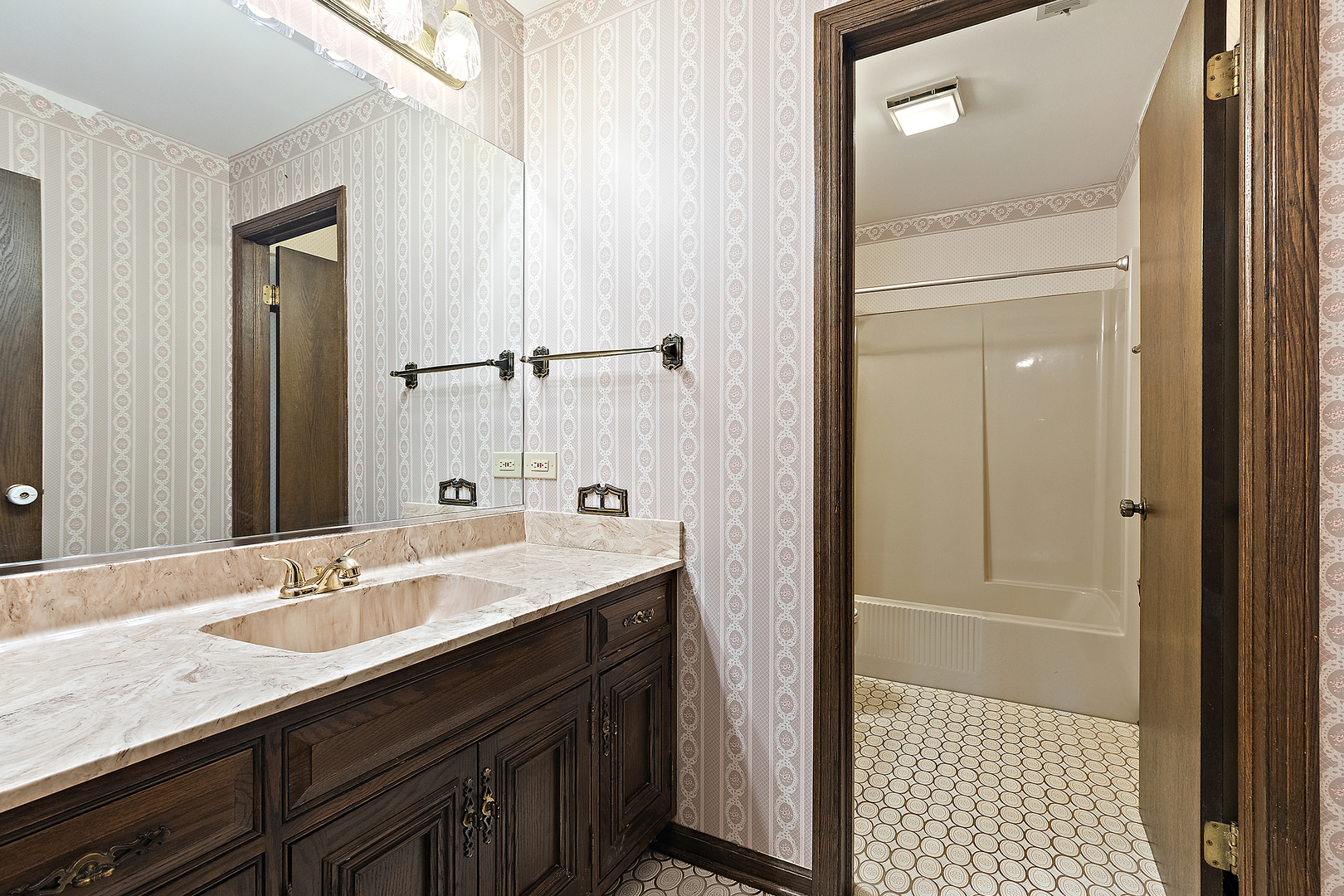 598 Aberdeen Road Frankfort, IL 60423 - Photo 30 of 50