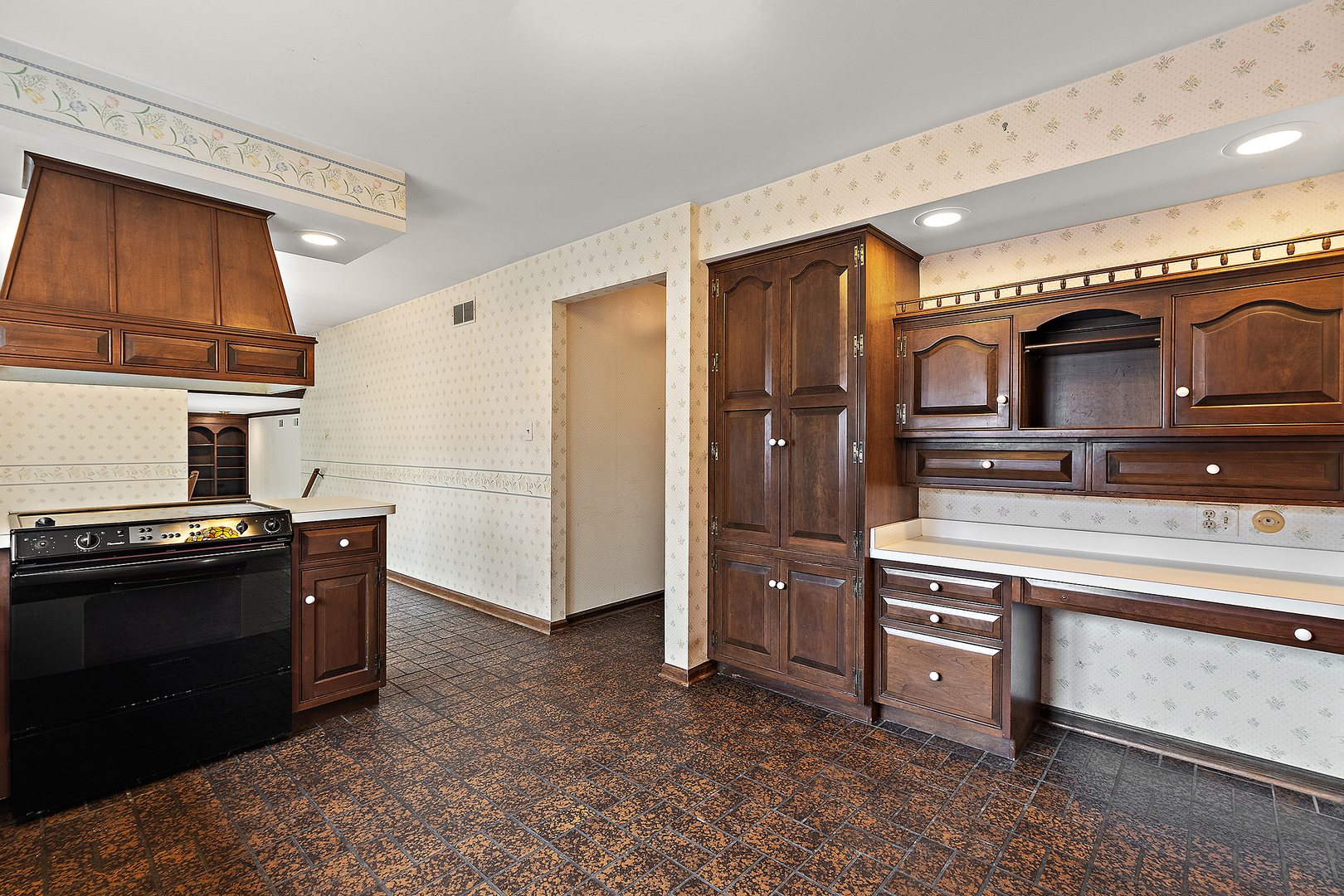 598 Aberdeen Road Frankfort, IL 60423 - Photo 10 of 50