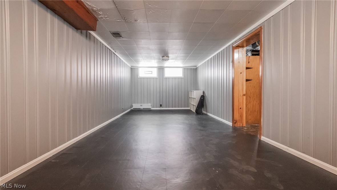 1401 Sheffield Road Cleveland, OH 44121 - Photo 26 of 30 Gallery Image 26