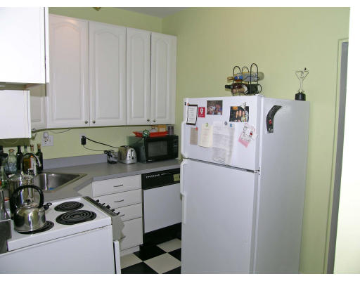 9 Braemore Road, Unit 3 Boston, MA 02135 - Photo 3 of 7 Gallery Image 3