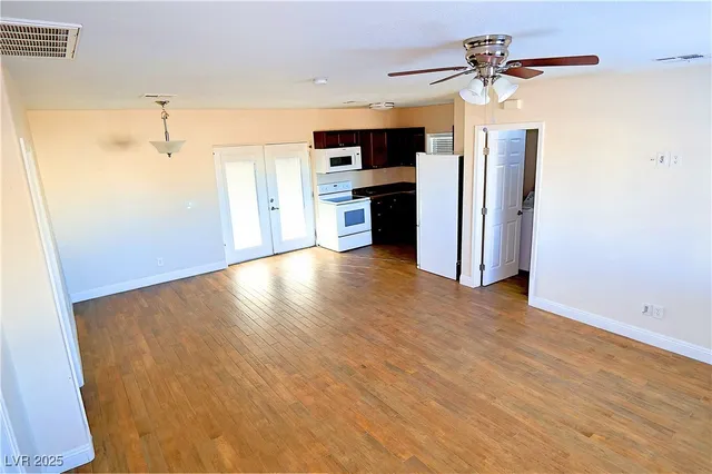 $1,500 | 5081 North Pioneer Way, Unit B, Las Vegas, NV 89149