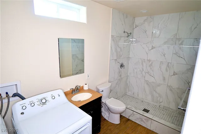 $1,500 | 5081 North Pioneer Way, Unit B, Las Vegas, NV 89149