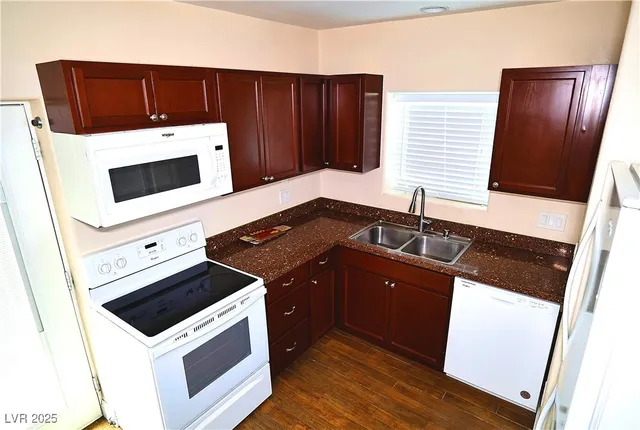 $1,500 | 5081 North Pioneer Way, Unit B, Las Vegas, NV 89149