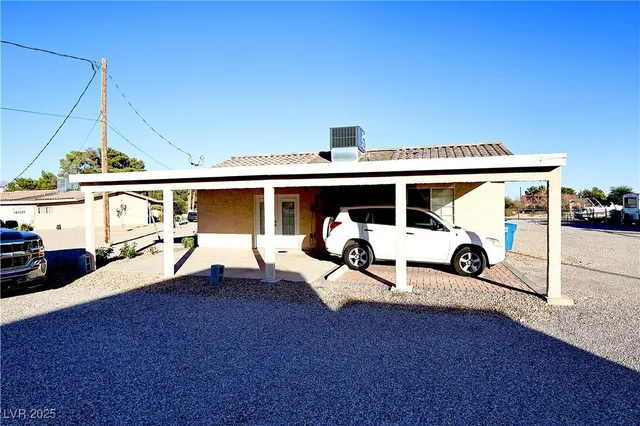 $1,500 | 5081 North Pioneer Way, Unit B, Las Vegas, NV 89149