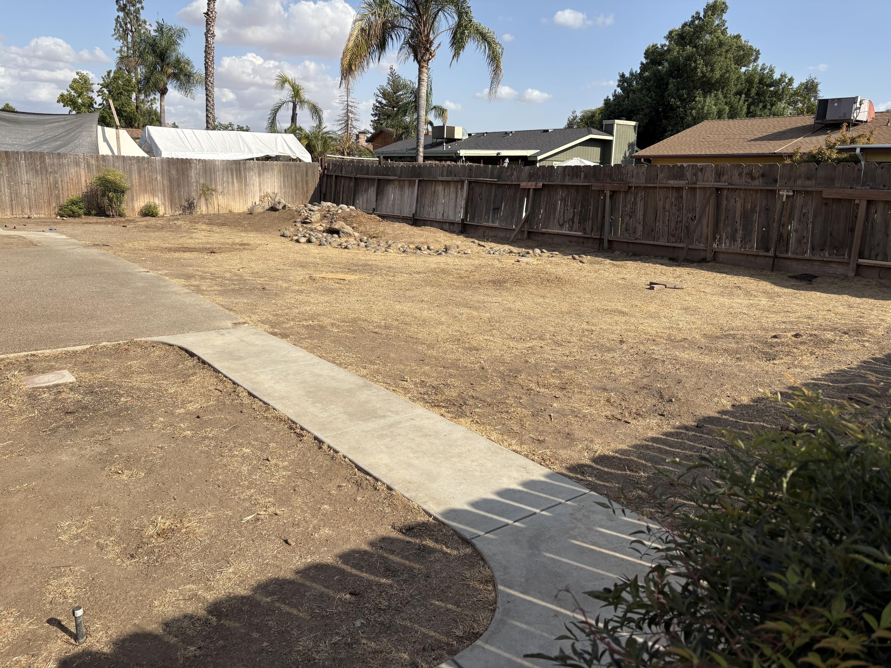 808 Vine Street Exeter, CA 93221 - Photo 25 of 27 Back Yard