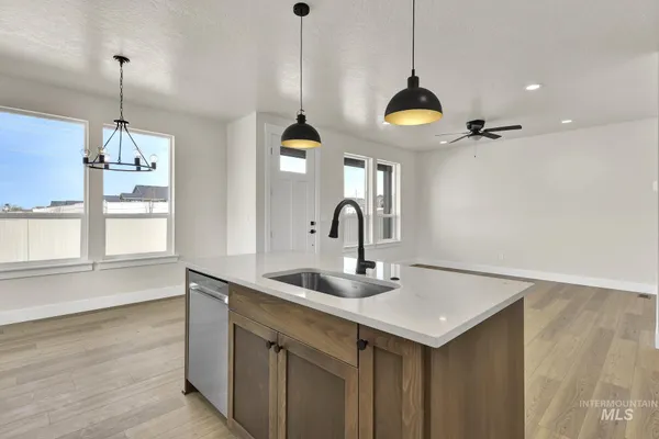 $348,000 | 2910 Nieve Lane, Caldwell, ID 83605