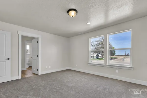 $348,000 | 2910 Nieve Lane, Caldwell, ID 83605