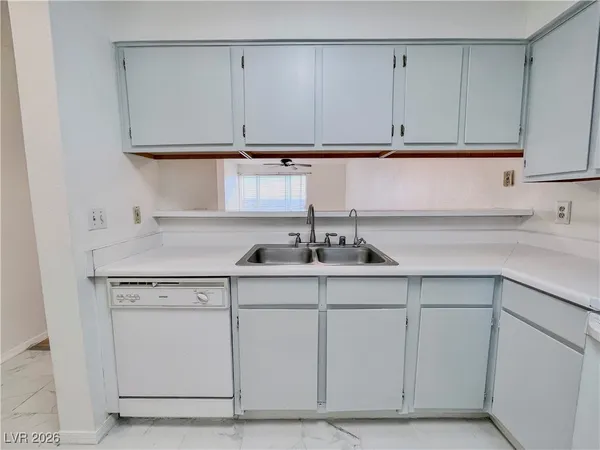 $110,000 | 2044 Mesquite Lane, Unit 202, Laughlin, NV 89029