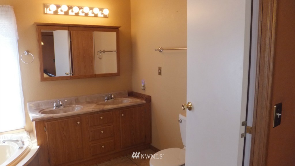 1628 Ridgeview Lane Wenatchee, WA 98801 - Photo 13 of 21 Gallery Image 13