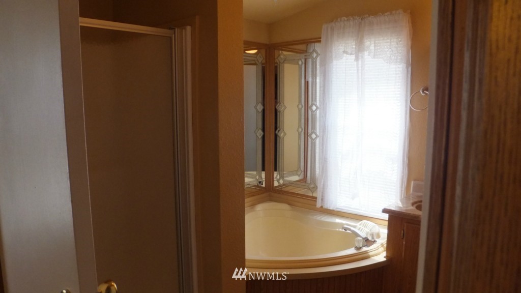 1628 Ridgeview Lane Wenatchee, WA 98801 - Photo 14 of 21 Gallery Image 14
