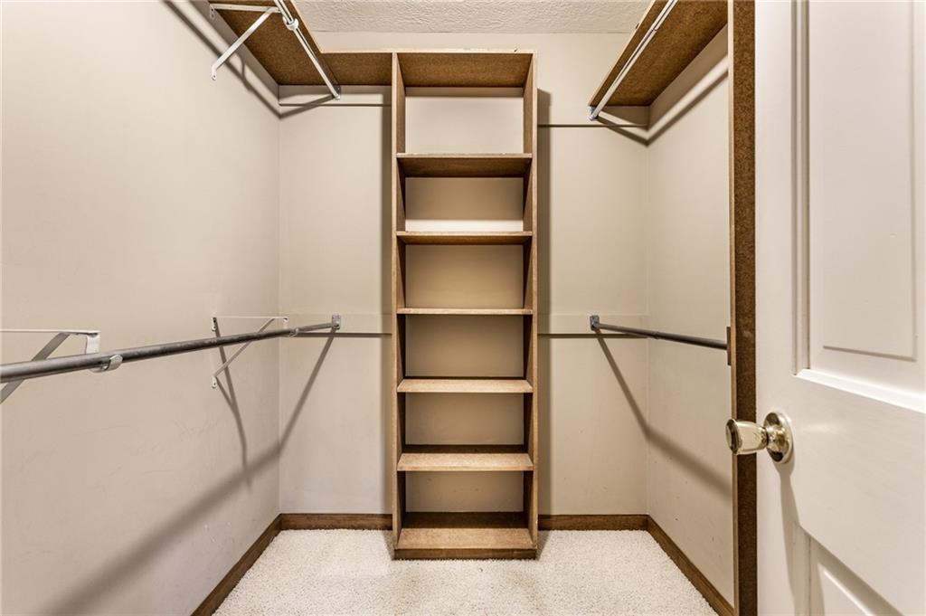 8989 Sargent Road Indianapolis, IN 46256 - Photo 20 of 36 Gallery Image 20