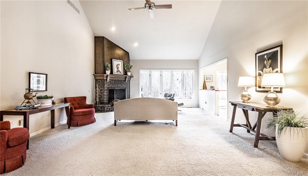 8989 Sargent Road Indianapolis, IN 46256 - Photo 5 of 36 Gallery Image 5