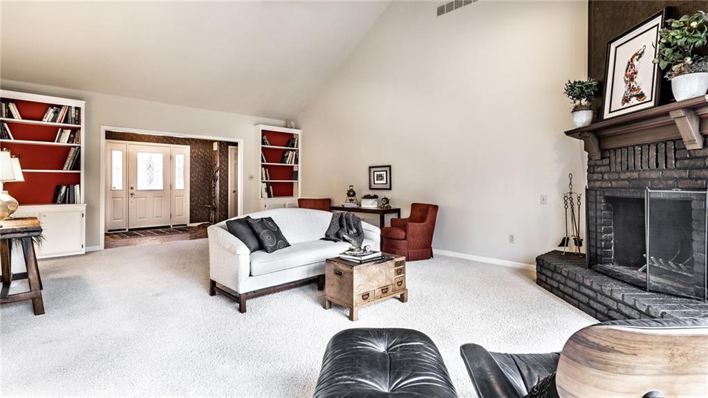 8989 Sargent Road Indianapolis, IN 46256 - Photo 6 of 36 Gallery Image 6