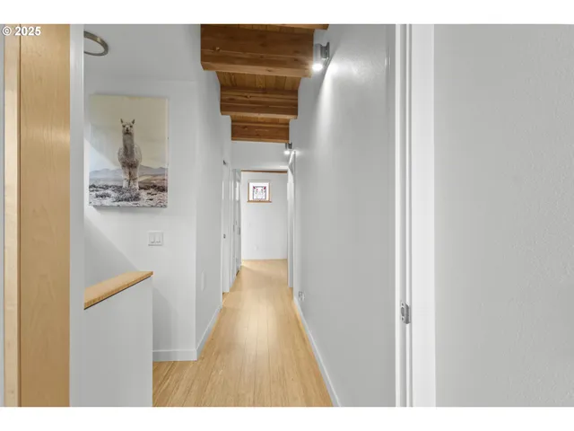 $625,000 | 2747 Friendly Alley, Eugene, OR 97405