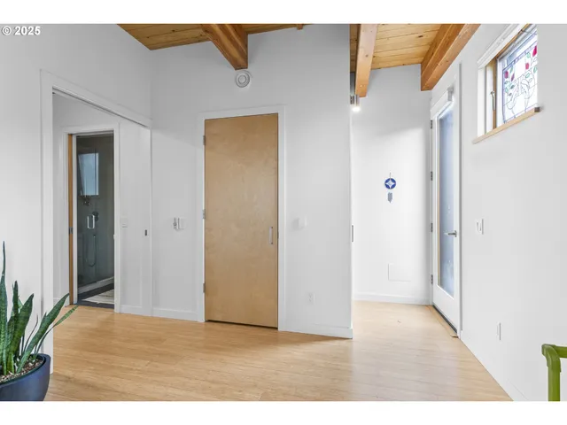 $625,000 | 2747 Friendly Alley, Eugene, OR 97405