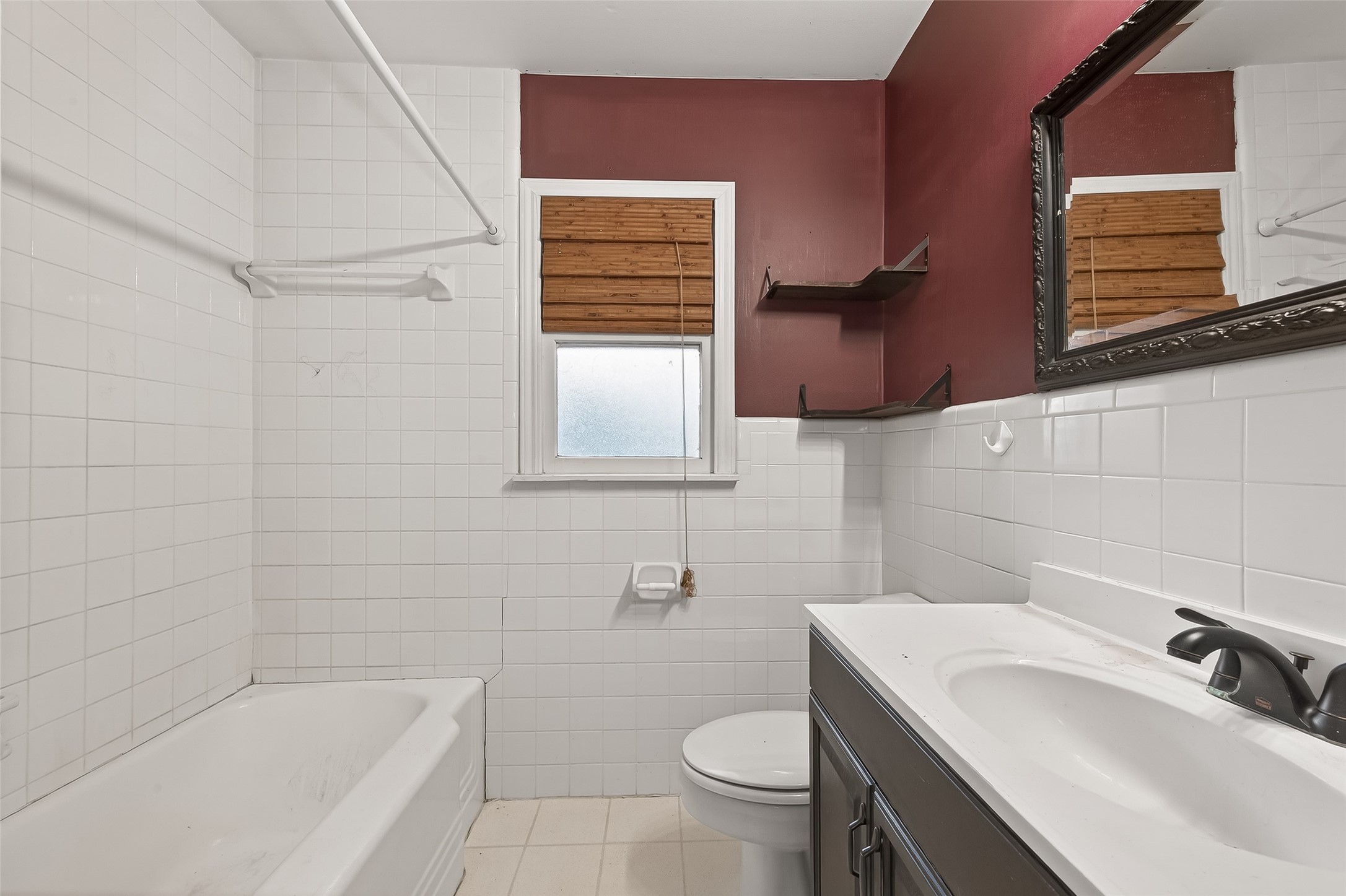 1208 Ward Street Rosenberg, TX 77471 - Photo 10 of 17 Bathroom