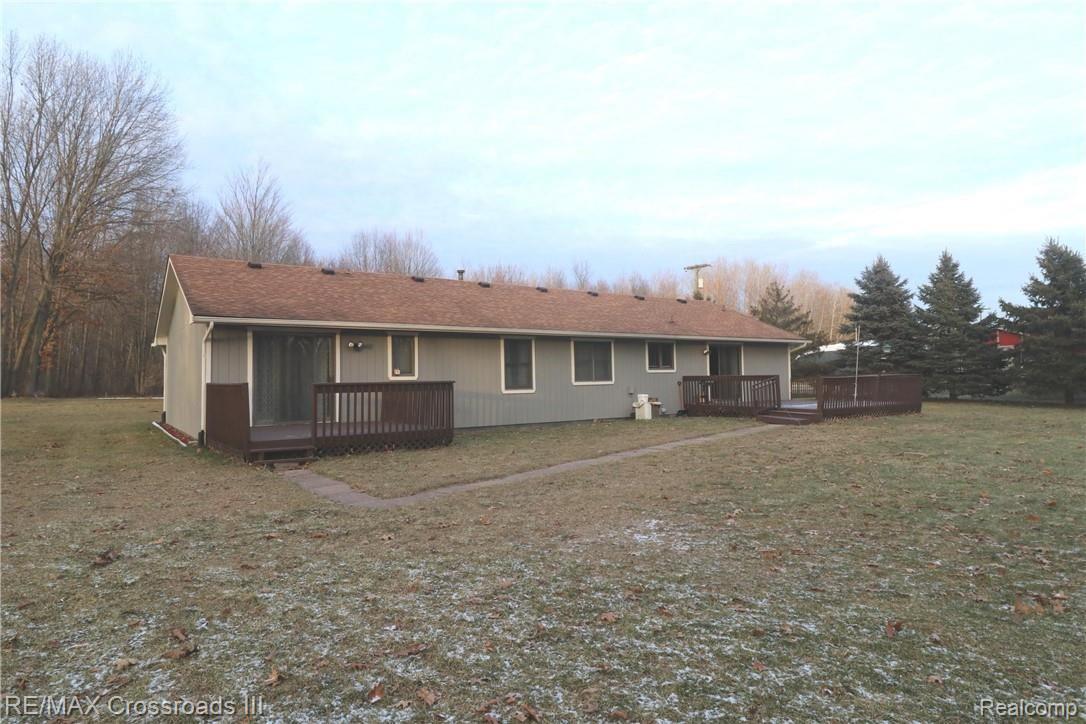 19248 Sumpter Road Belleville, MI 48111 - Photo 26 of 28 BACK.jpg