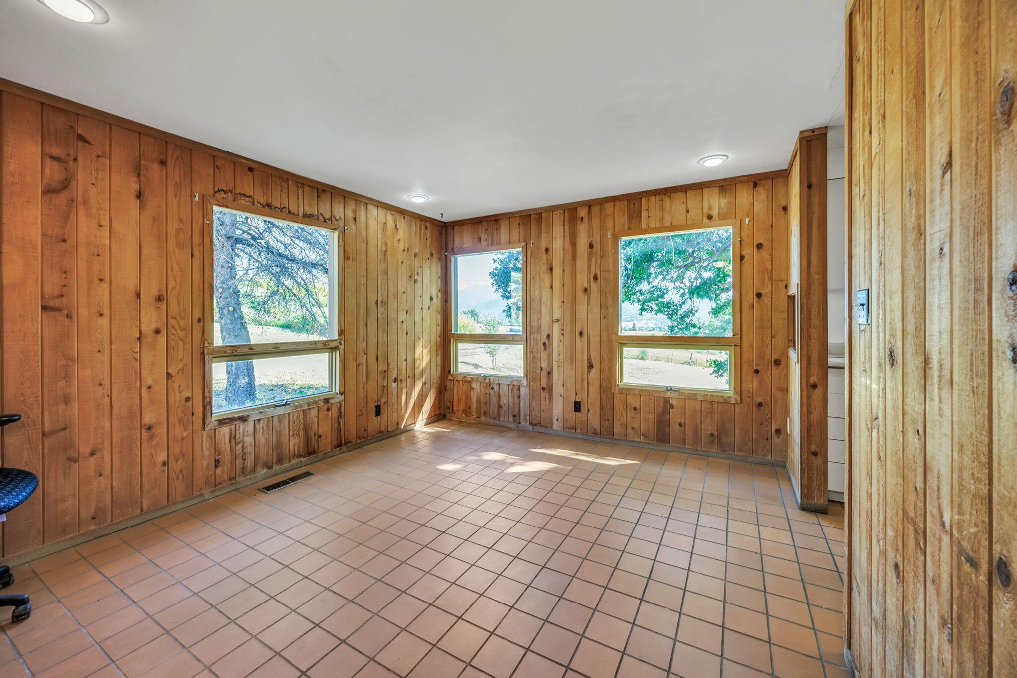 1776 Butler Creek Road Ashland, OR 97520 - Photo 18 of 32 ApxBC (30)