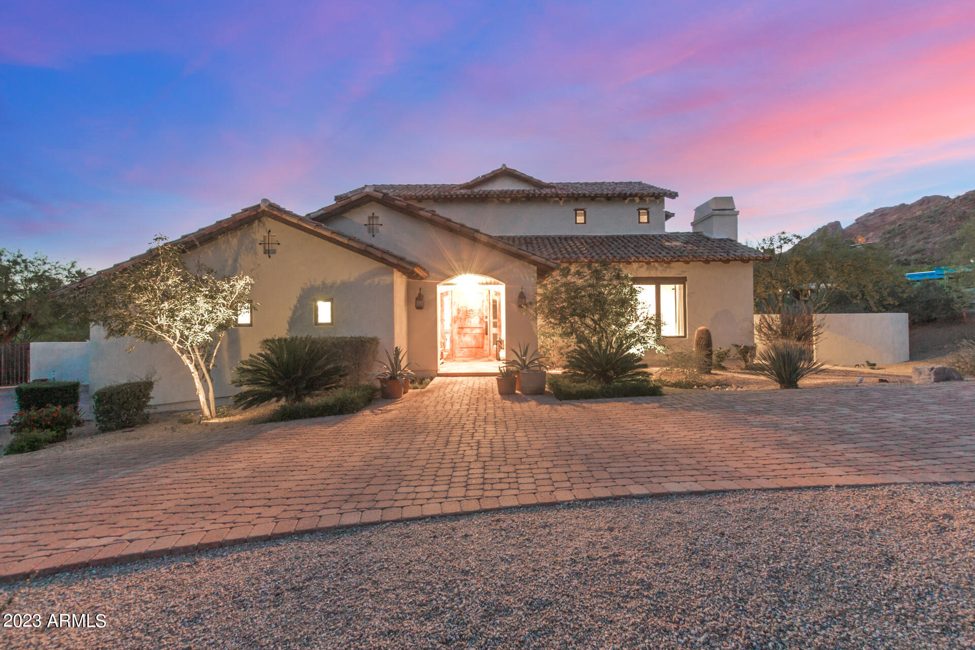 5319 East Rockridge Road Phoenix, AZ 85018 - Photo 3 of 86 01 - Rockridge