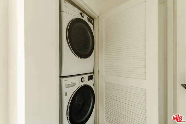 $7,000 | 11847 Gorham Avenue, Unit 302, Los Angeles, CA 90049