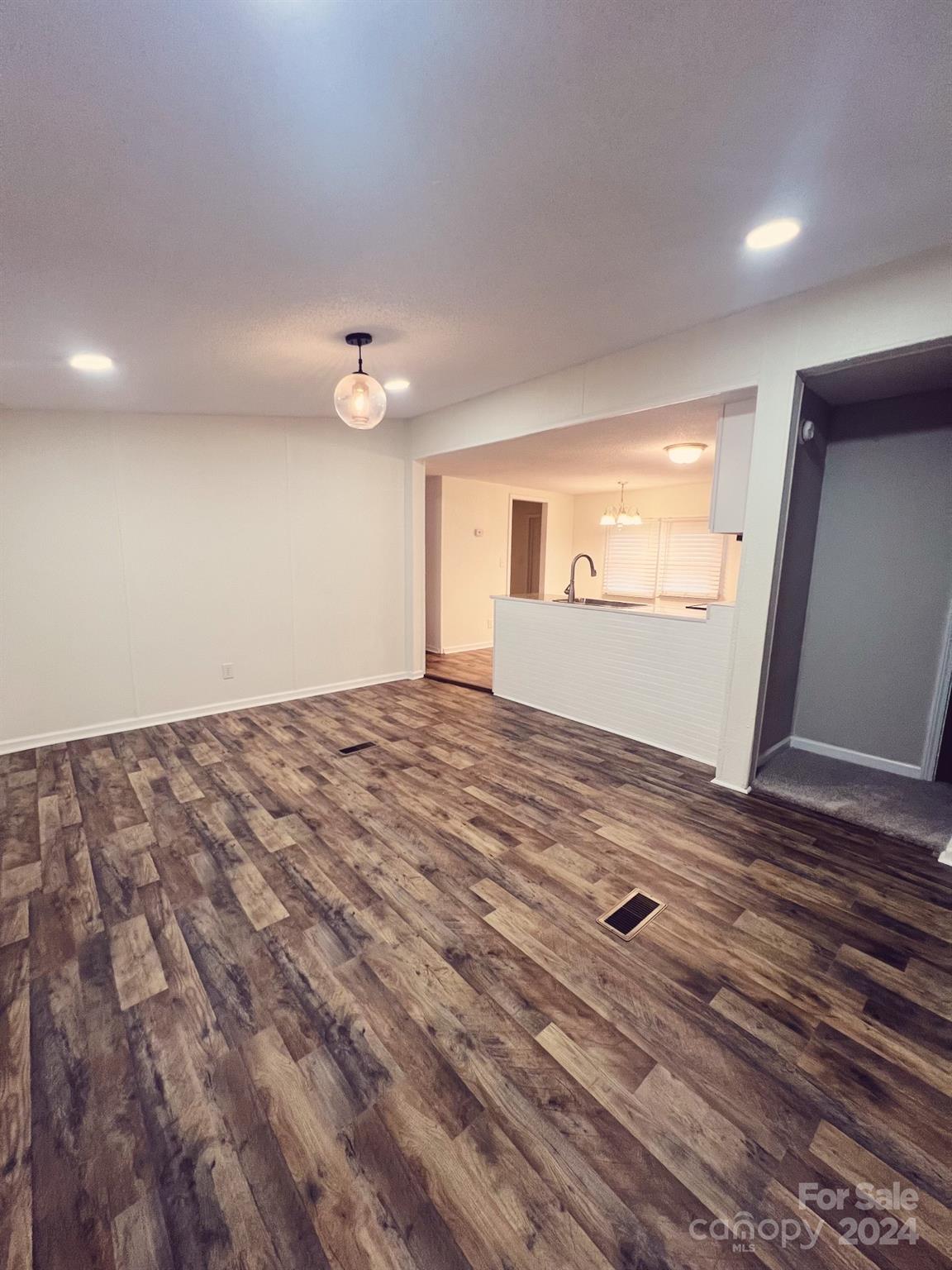 635 Bell Road Kings Mountain, NC 28086 - Photo 5 of 18 Gallery Image 5