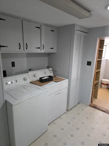 $220,000 | 530 South Kansas Avenue, Guernsey, WY 82214