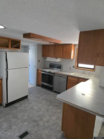 $220,000 | 530 South Kansas Avenue, Guernsey, WY 82214