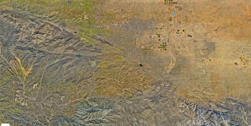 0 East E Avenue Lancaster, CA 93535 - Photo 7 of 10 a bathroom with a shower curtain