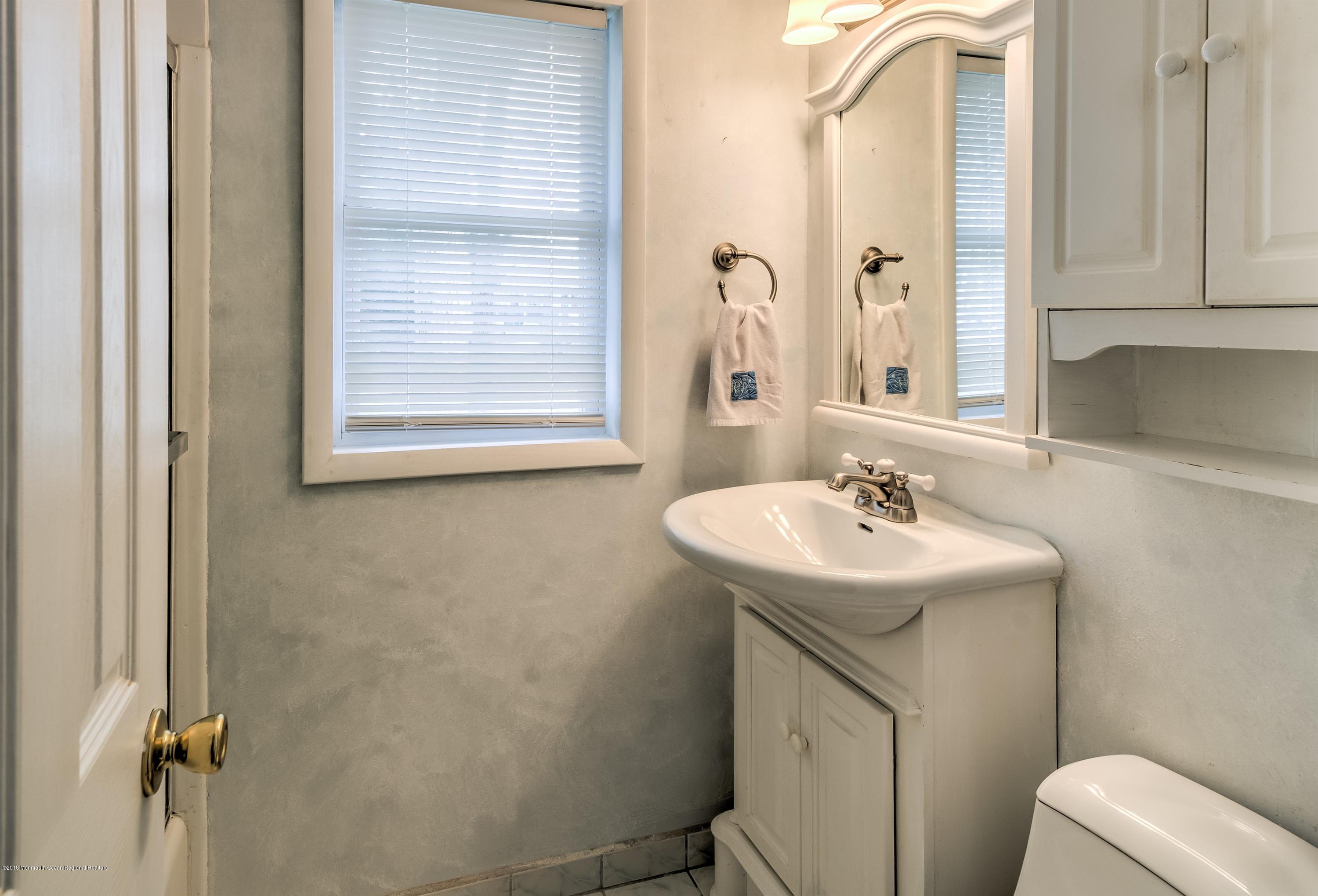 1681 Forge Pond Road Brick, NJ 08724 - Photo 23 of 35 025_BATHROOM