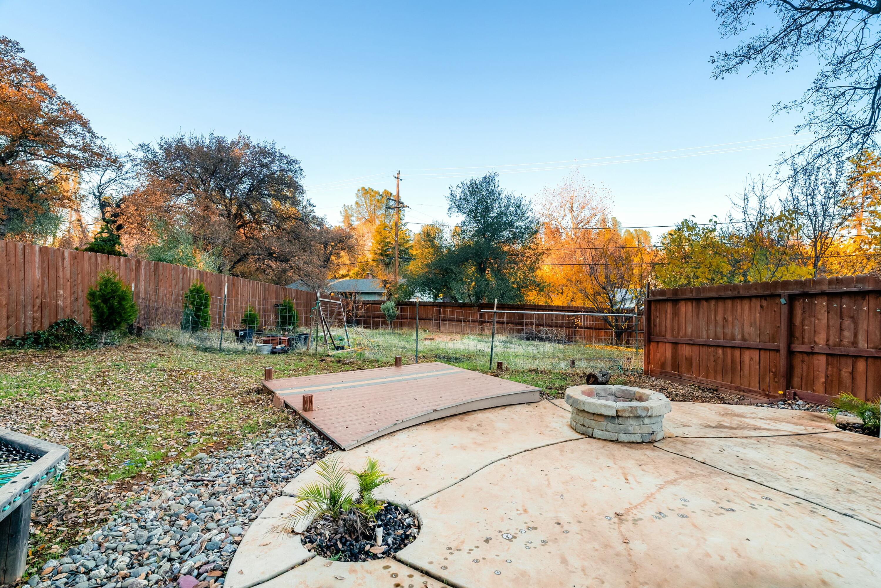 3145 Quartz Hill Road Redding, CA 96003 - Photo 23 of 32 a view of backyard with seating space