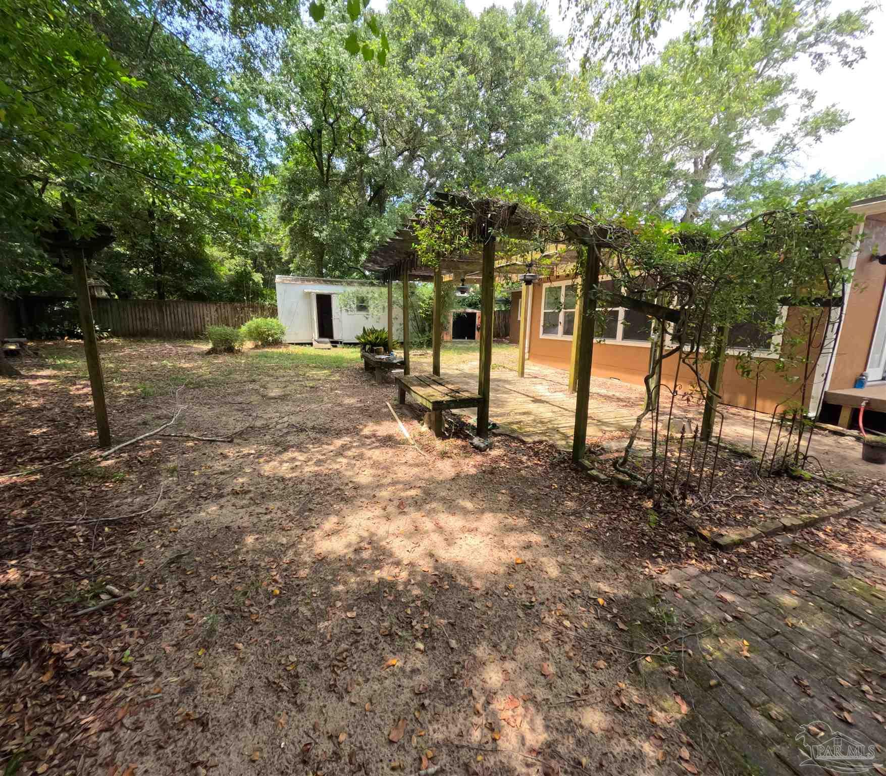 3525 Wellington Road Pensacola, FL 32504 - Photo 2 of 14