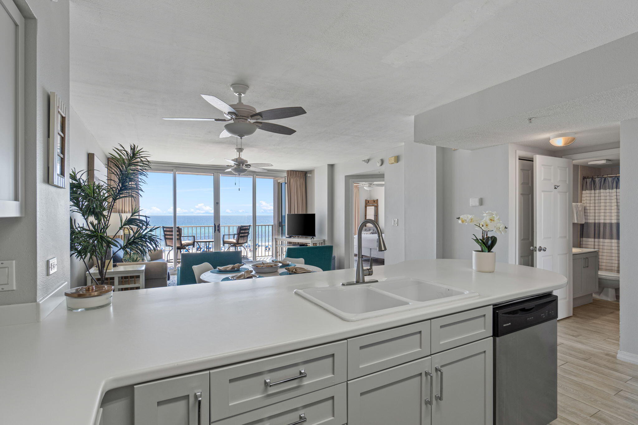 520 Santa Rosa Boulevard, Unit 404 Fort Walton Beach, FL 32548 - Photo 5 of 44 a view of kitchen with sink and refrigerator
