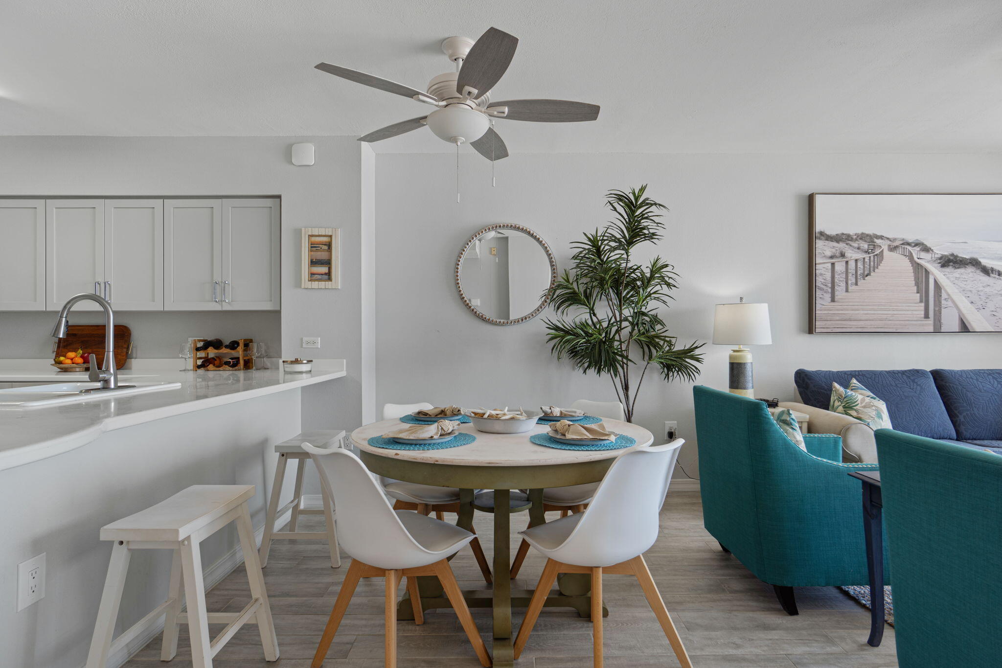 520 Santa Rosa Boulevard, Unit 404 Fort Walton Beach, FL 32548 - Photo 10 of 44 a dining room with furniture and window