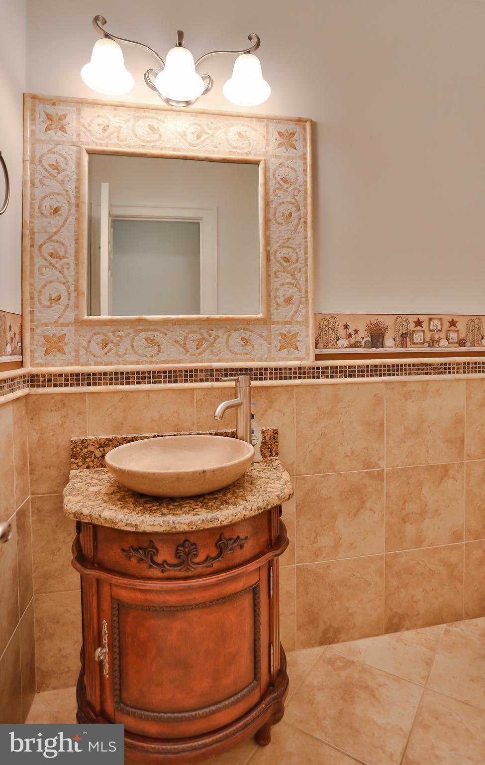 7215 Tanager Street Springfield, VA 22150 - Photo 14 of 43 Main Level 1/2 Bath