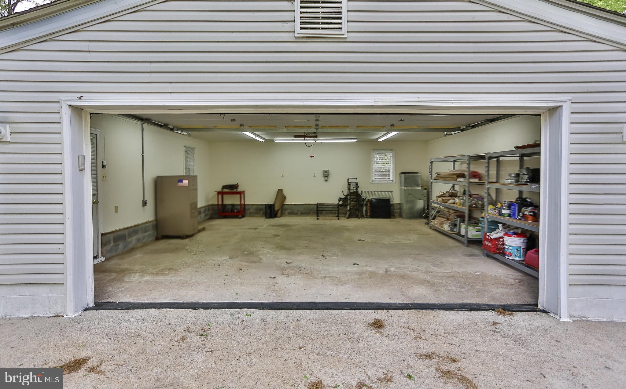 7215 Tanager Street Springfield, VA 22150 - Photo 39 of 43 Workshop with its own 220v Power