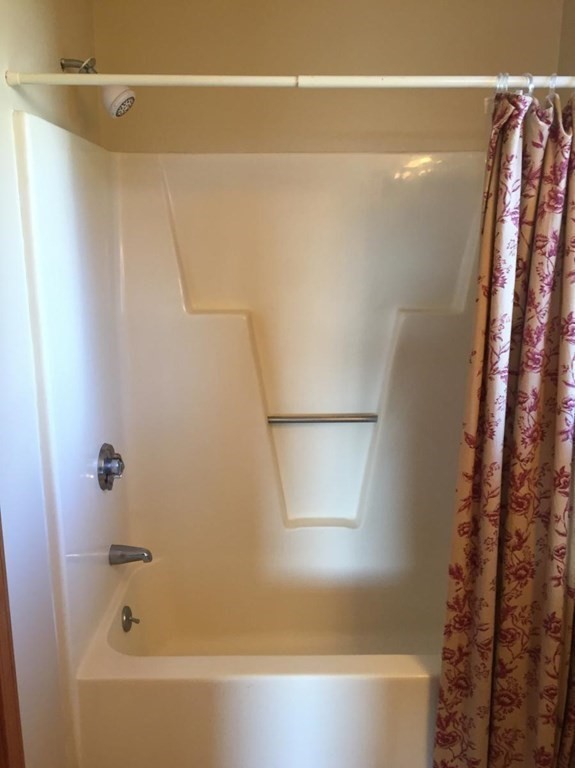 6 Mohave Road Worcester, MA 01606 - Photo 15 of 18 Gallery Image 15