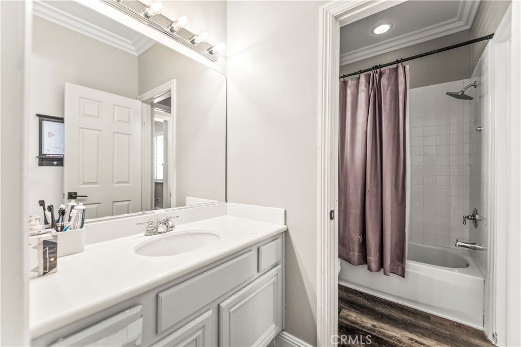 51 Rolling Ridge Rancho Santa Margarita, CA 92688 - Photo 37 of 61 Jack and Jill other side of bathroom