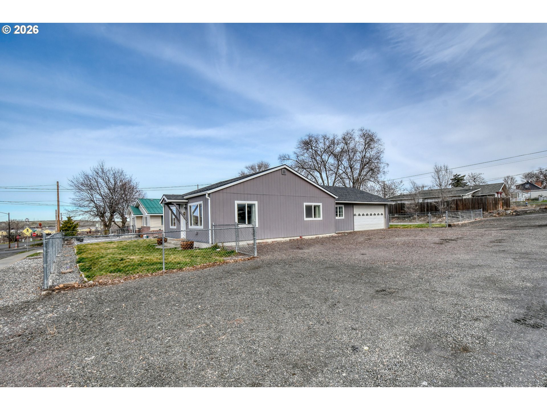 326 Northeast Cherry Street Pilot Rock, OR 97868 - Photo 3 of 34