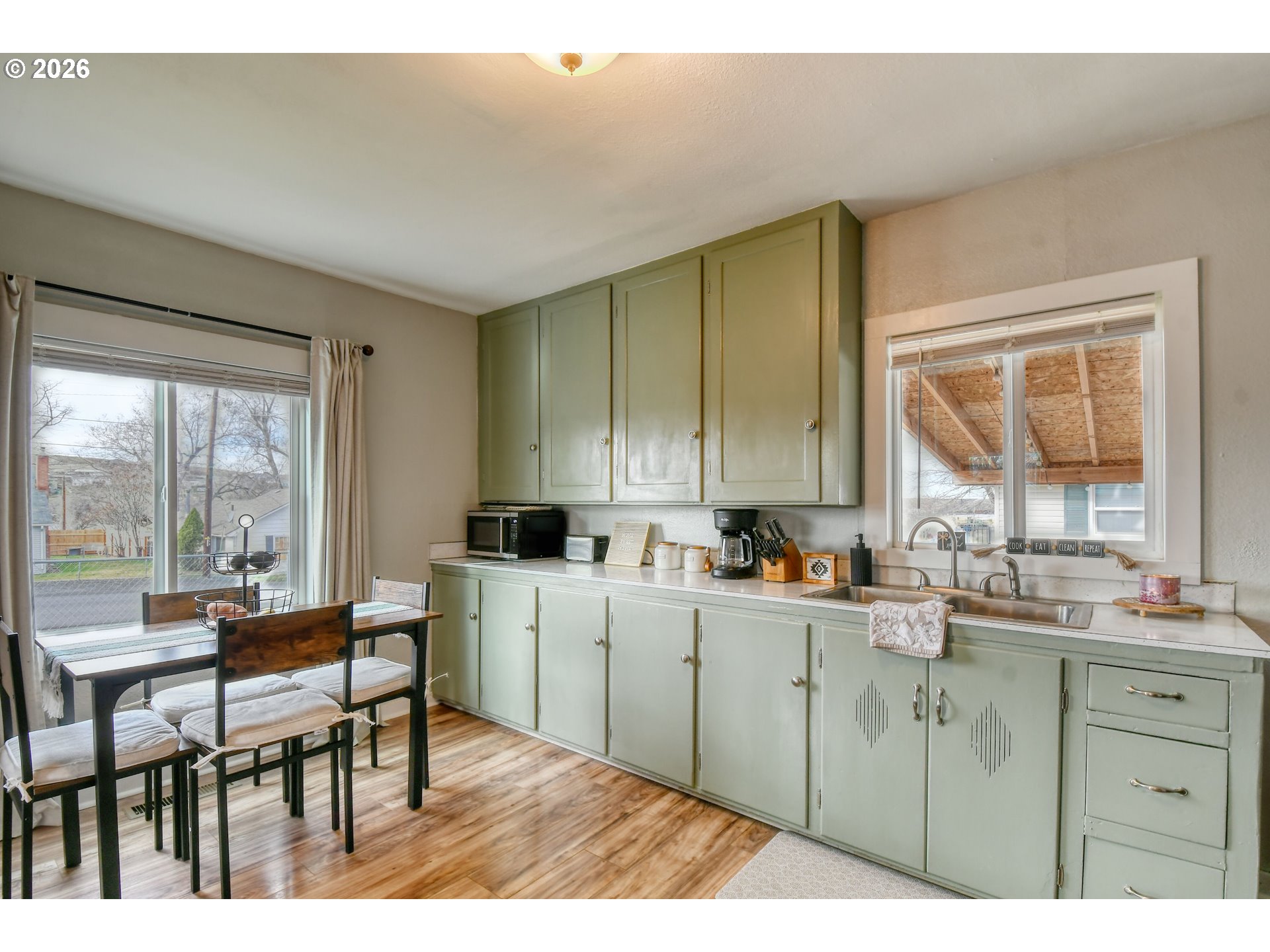 326 Northeast Cherry Street Pilot Rock, OR 97868 - Photo 9 of 34