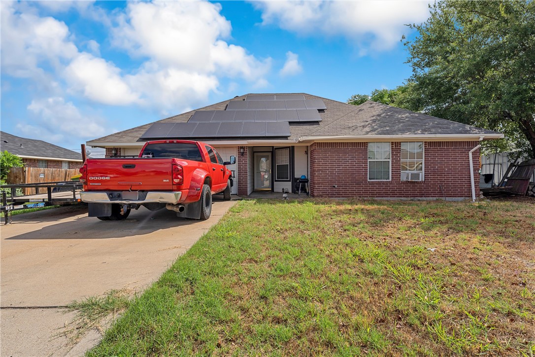 1309 Stephanie, Waco, TX 76705 Compass