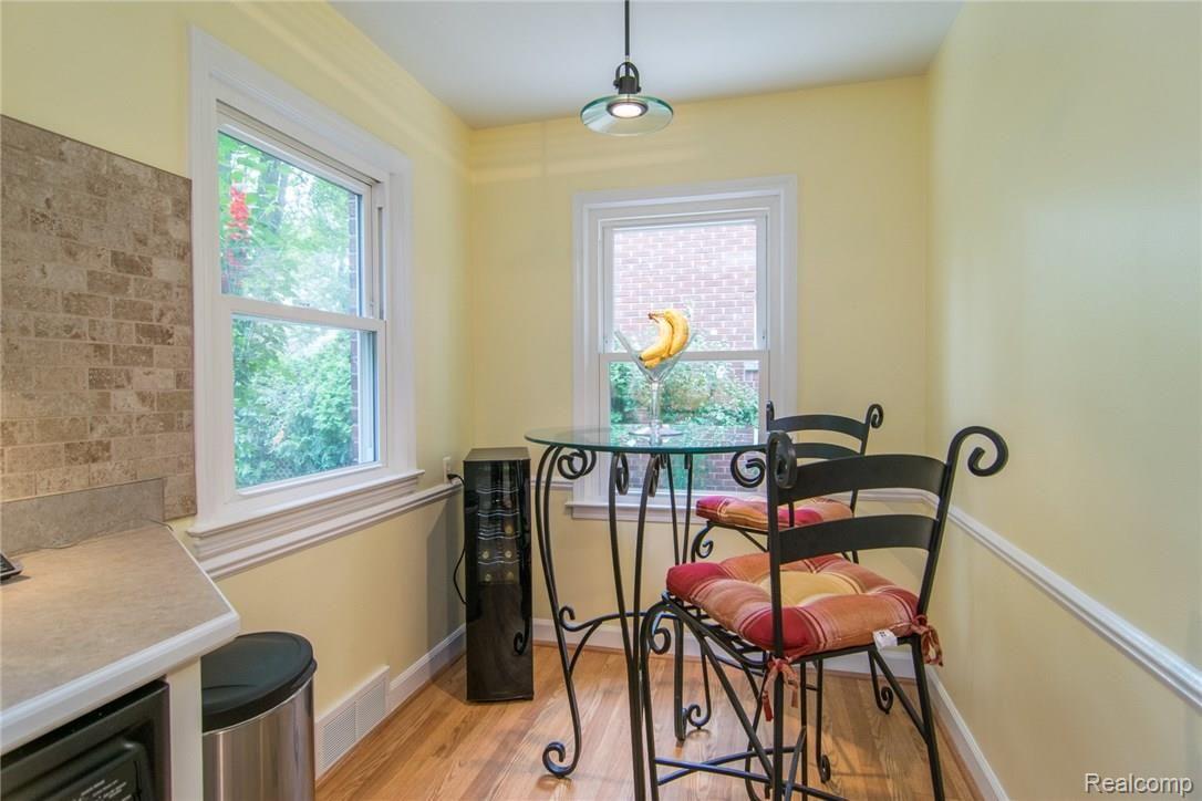 1732 Prestwick Road Grosse Pointe, MI 48236 - Photo 14 of 46 DSC_0843.jpg