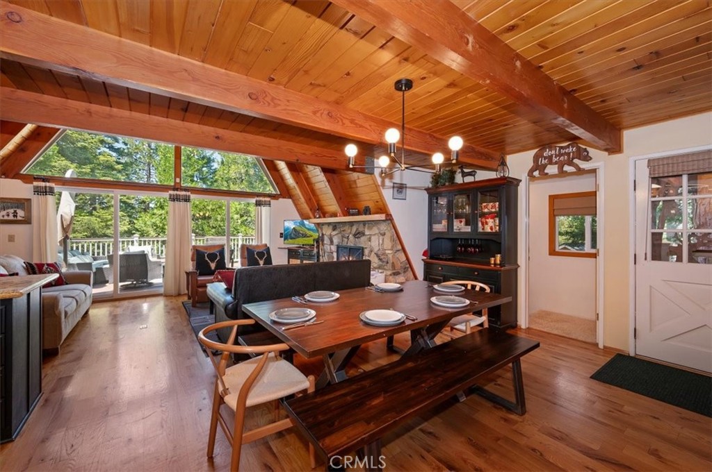 349 Castle Gate Road Lake Arrowhead, CA 92352 - Photo 14 of 77