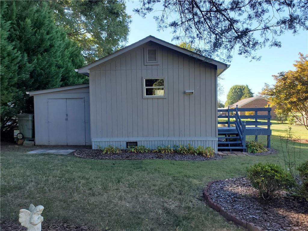 609 Rolling Road Haw River, NC 27258 - Photo 11 of 25 Gallery Image 11